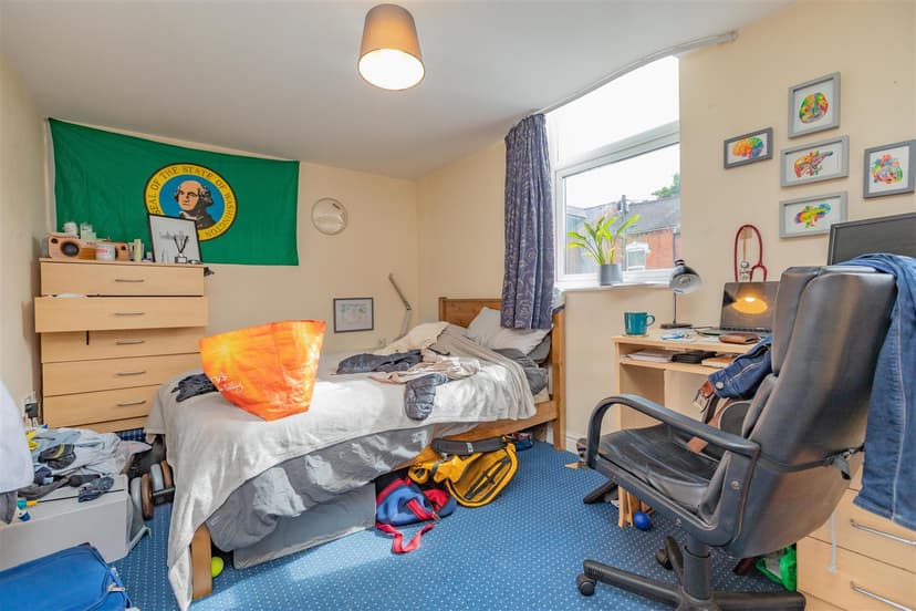 163, Hubert Road - Image 8