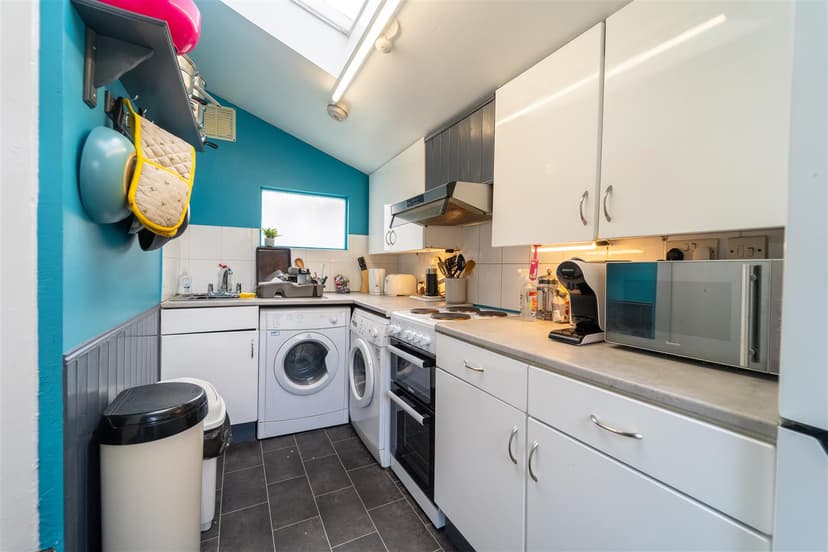 56, Reservoir Road - Image 20