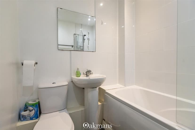 Flat 8, Heeley Road - Image 1