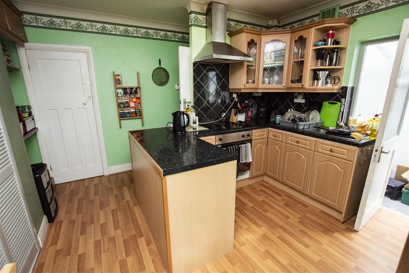 166, Reservoir Road - Image 7