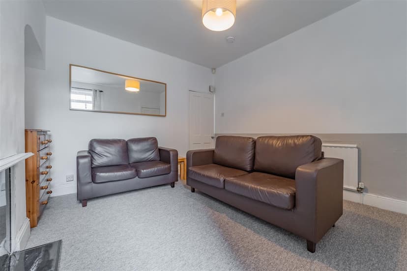 143, Warwards Lane - Image 8