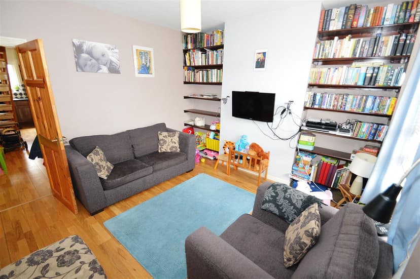 25, Reservoir Road - Image 6