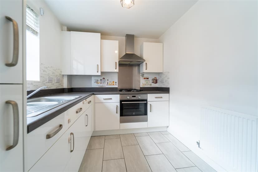 Apartment 10, Knightwood Court, Tanners Way - Image 13