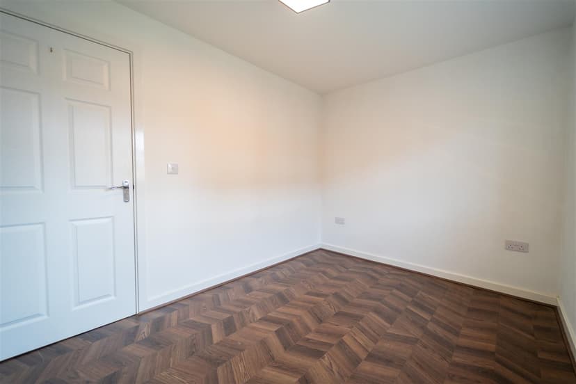 Apartment 10, Knightwood Court, Tanners Way - Image 9