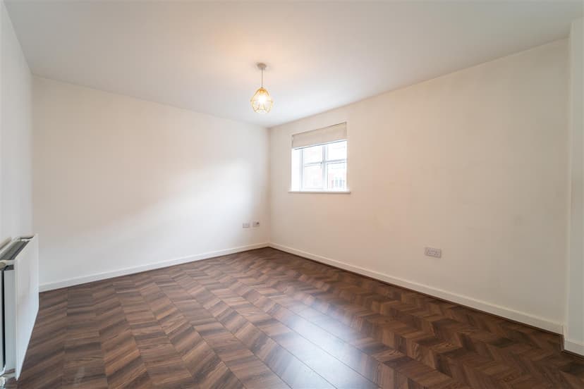 Apartment 10, Knightwood Court, Tanners Way - Image 6