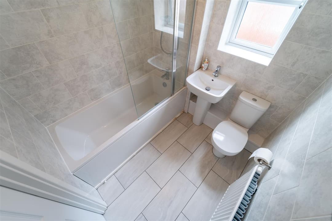 Apartment 10, Knightwood Court, Tanners Way