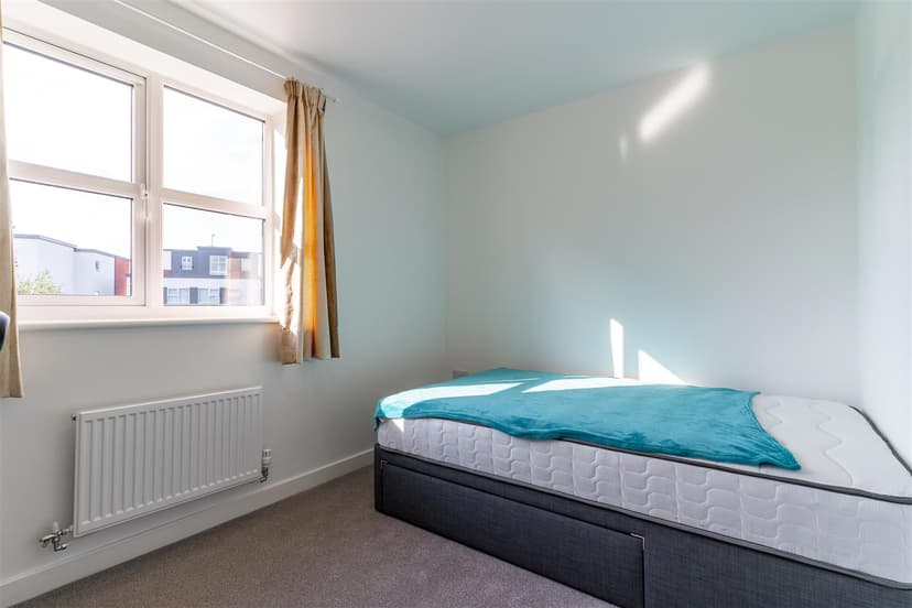 Flat 3, Heroes Drive - Image 5