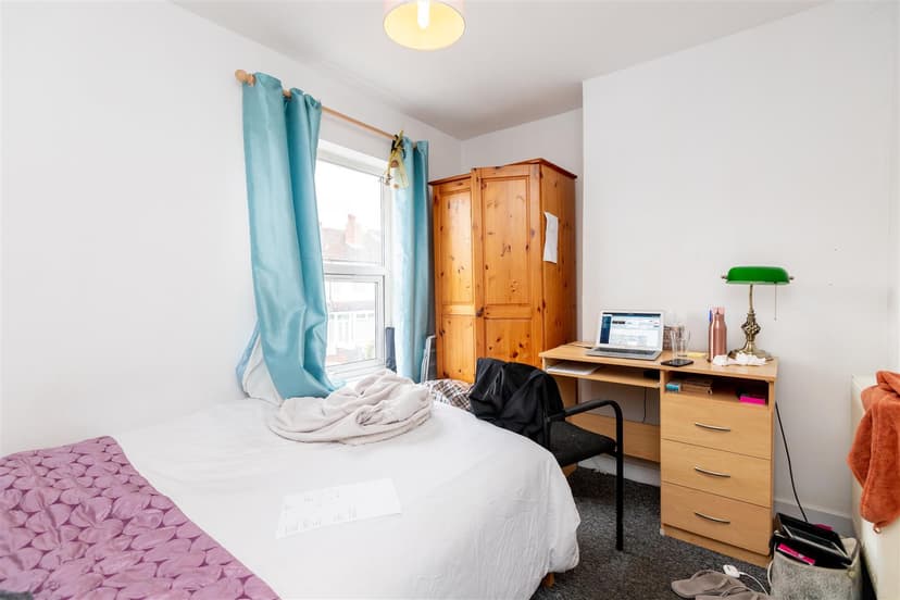 22, Milner Road - Image 7