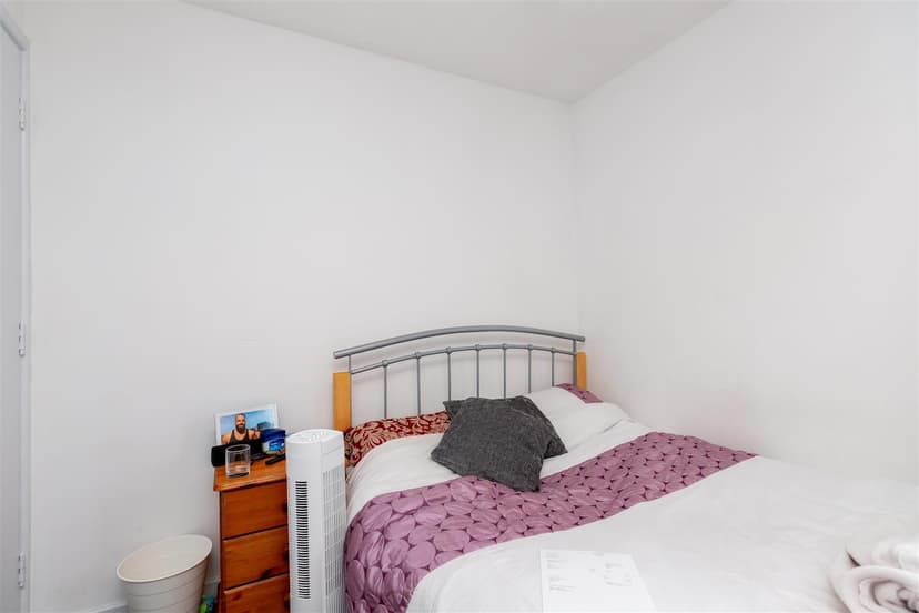 22, Milner Road - Image 6