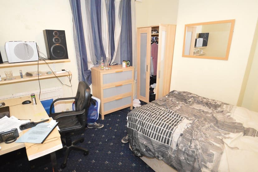 15, Gleave Road - Image 13