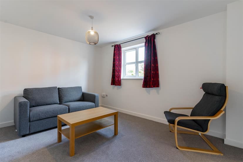 Flat 4, Heroes Drive - Image 9