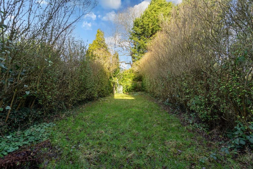 78, Reservoir Road - Image 3