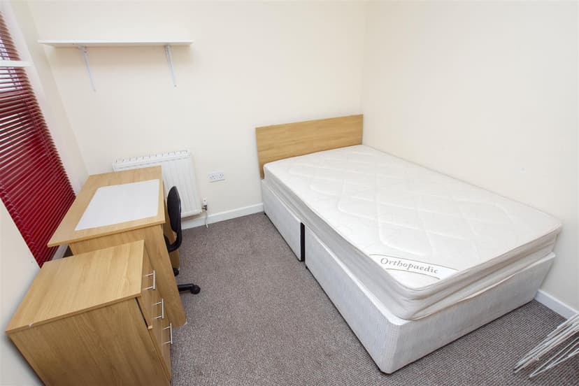 261, Heeley Road - Image 6