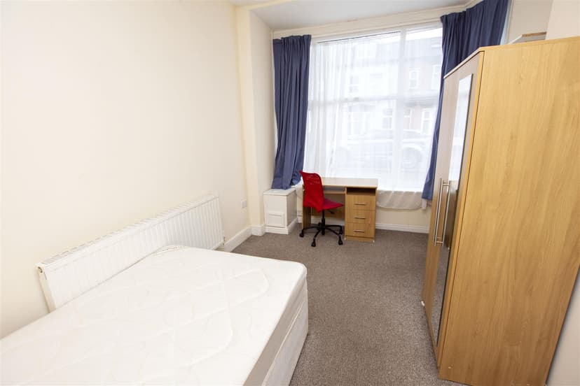 261, Heeley Road - Image 5