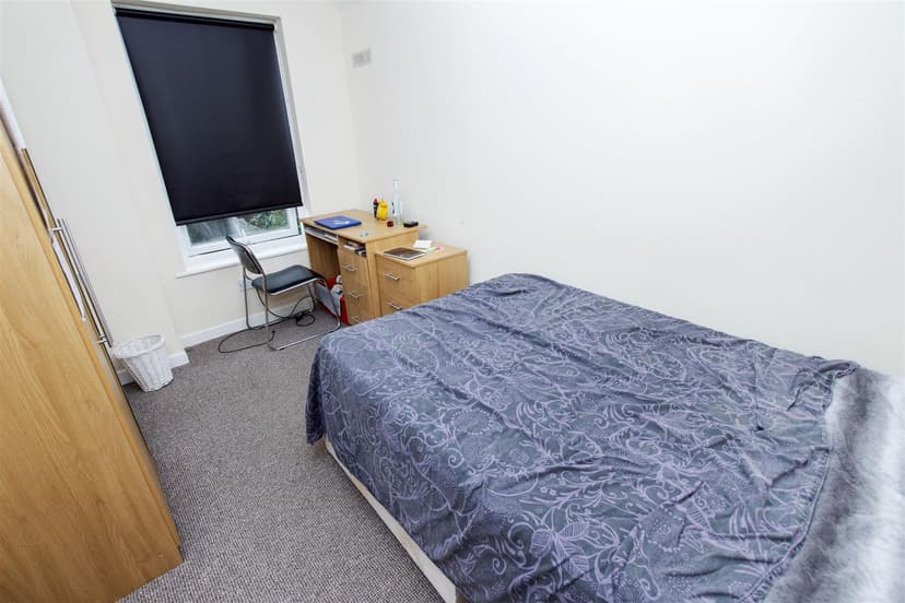 261, Heeley Road - Image 4