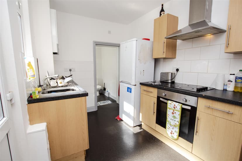 82, Teignmouth Road - Image 6