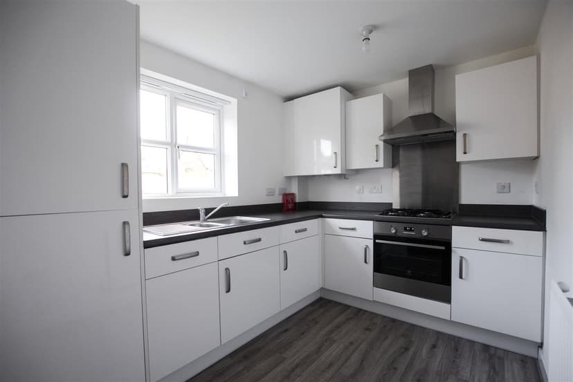 Apartment 8, Bowthorpe Court, Escelie Way - Image 5