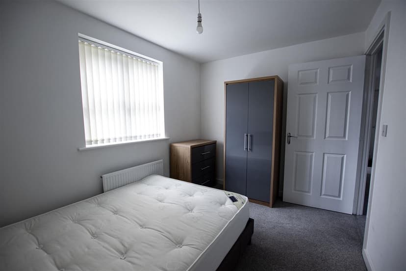 Apartment 8, Bowthorpe Court, Escelie Way - Image 3