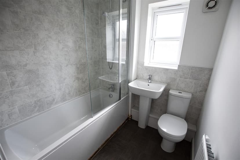 Apartment 8, Bowthorpe Court, Escelie Way - Image 1