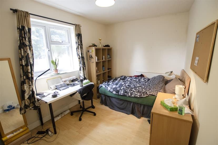 148, Bournbrook Road - Image 4