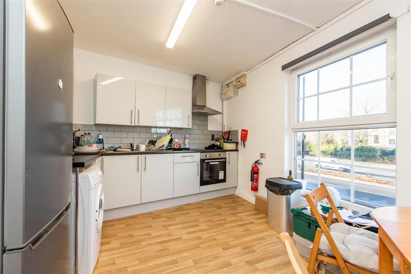 Flat 1, Bristol Road - Image 16