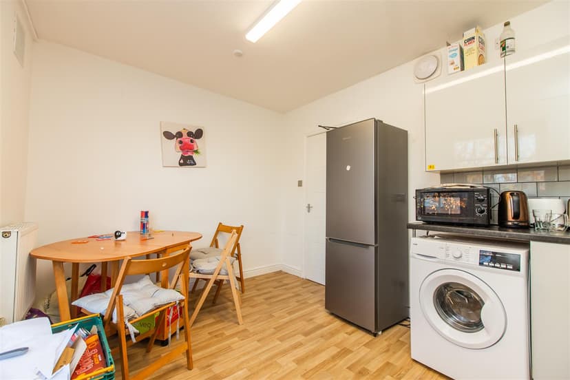 Flat 1, Bristol Road - Image 15