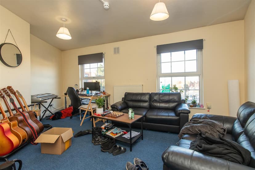 Flat 1, Bristol Road - Image 13