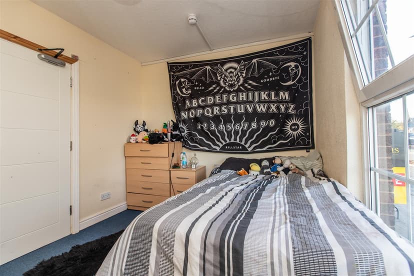 Flat 1, Bristol Road - Image 3