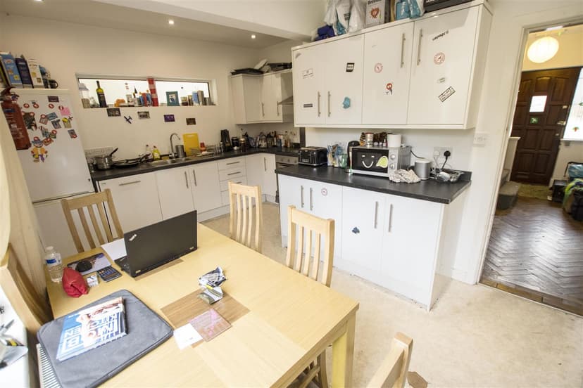 117, Bournbrook Road - Image 7