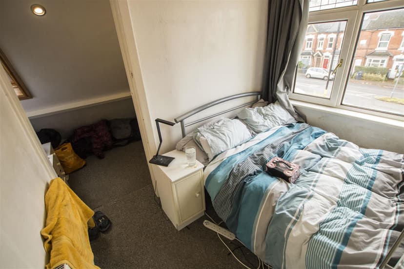 117, Bournbrook Road - Image 2