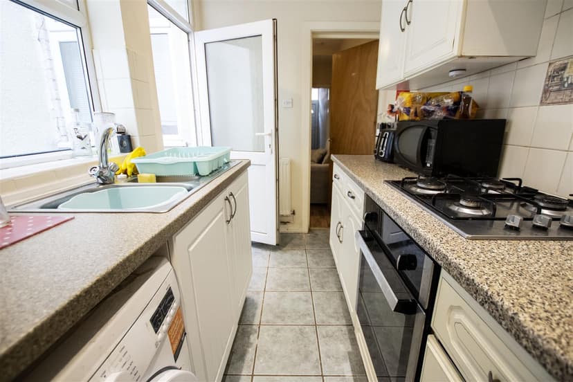 60, Winnie Road - Image 8