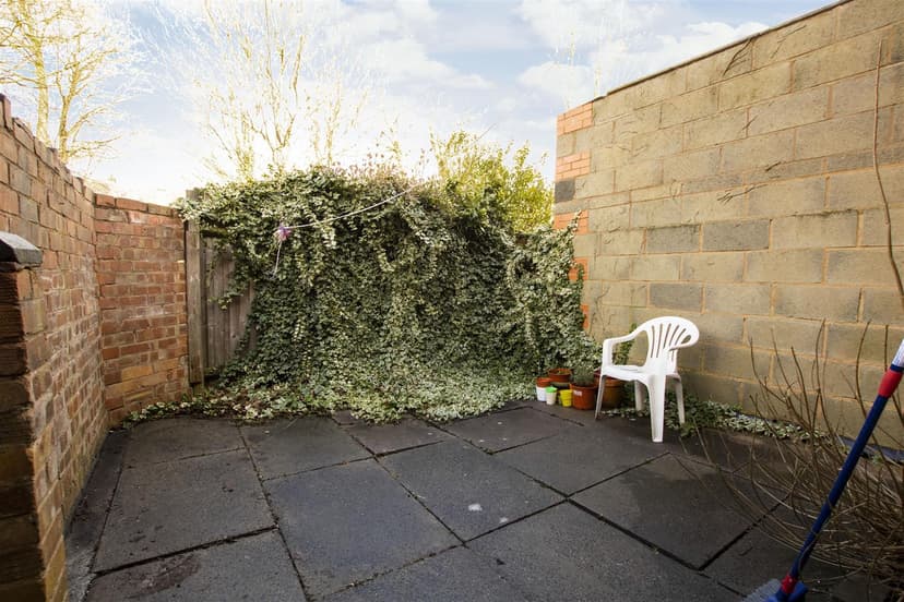 54, Lottie Road - Image 2