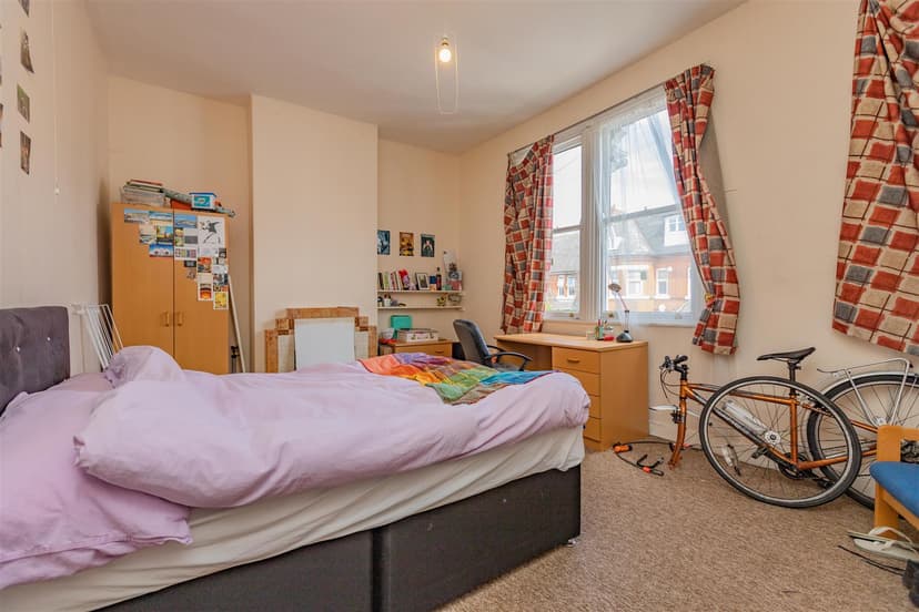 16, Bournbrook Road - Image 7