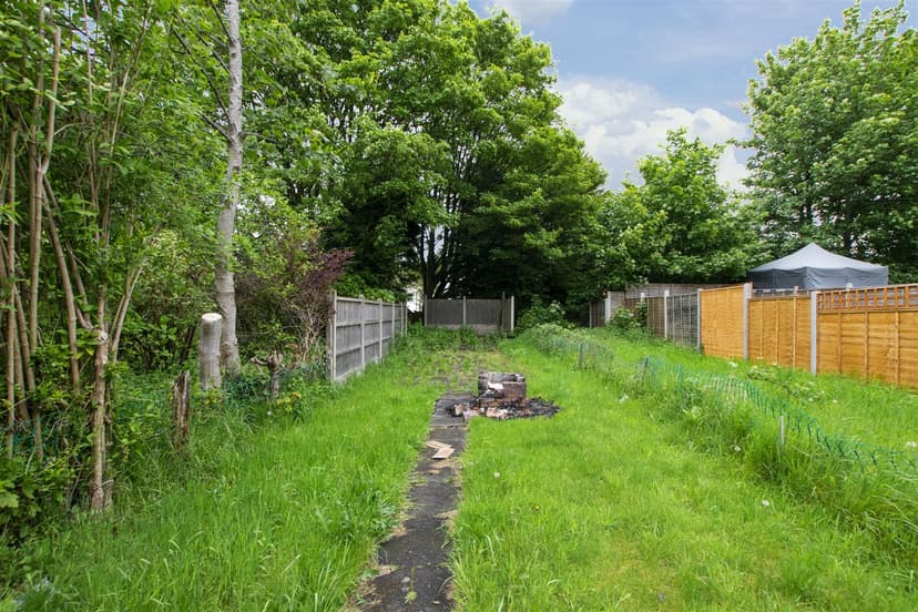 175, Heeley Road - Image 2