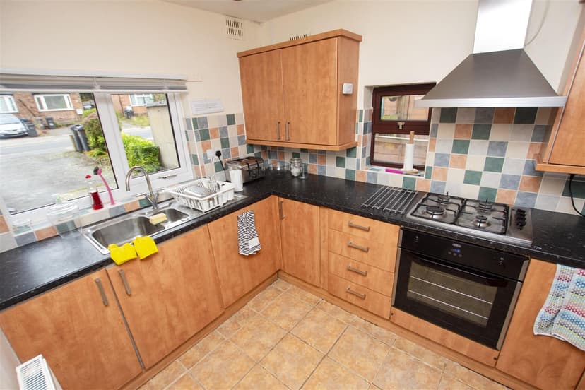 80, Reservoir Road - Image 8