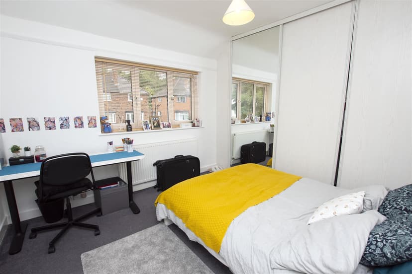 80, Reservoir Road - Image 6