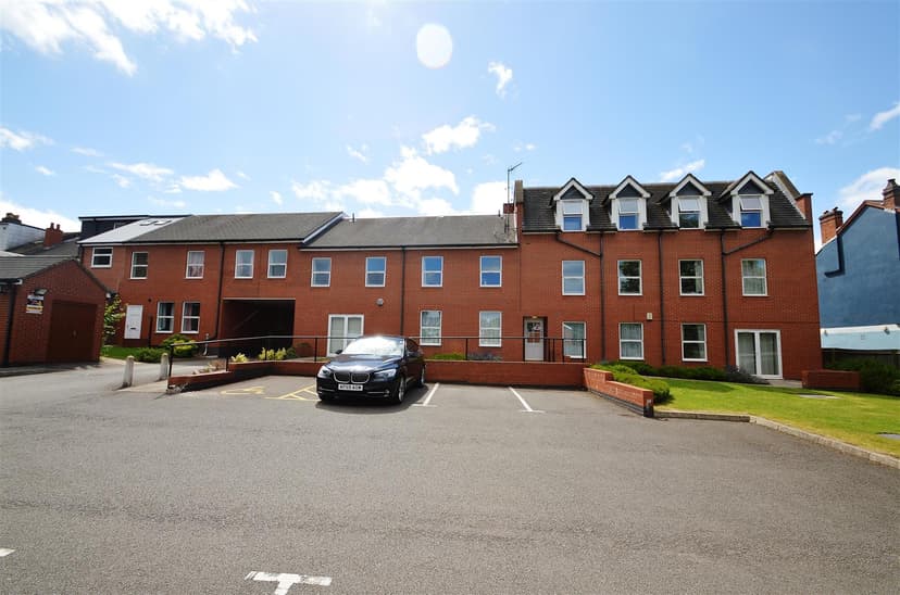 Flat 2, Heeley Road - Image 5