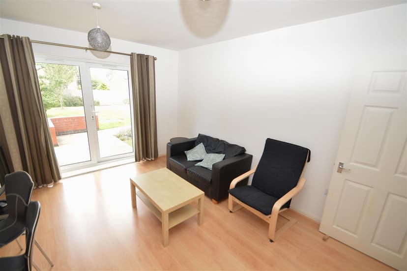 Flat 2, Heeley Road - Image 4