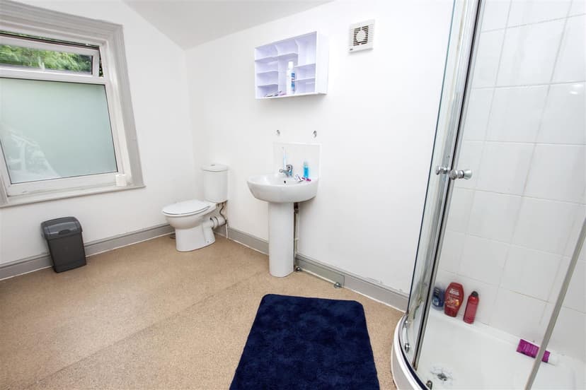 259, Warwards Lane - Image 2