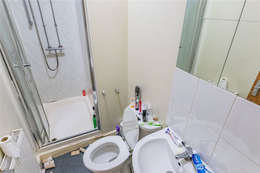 19, Heeley Road - Image 1