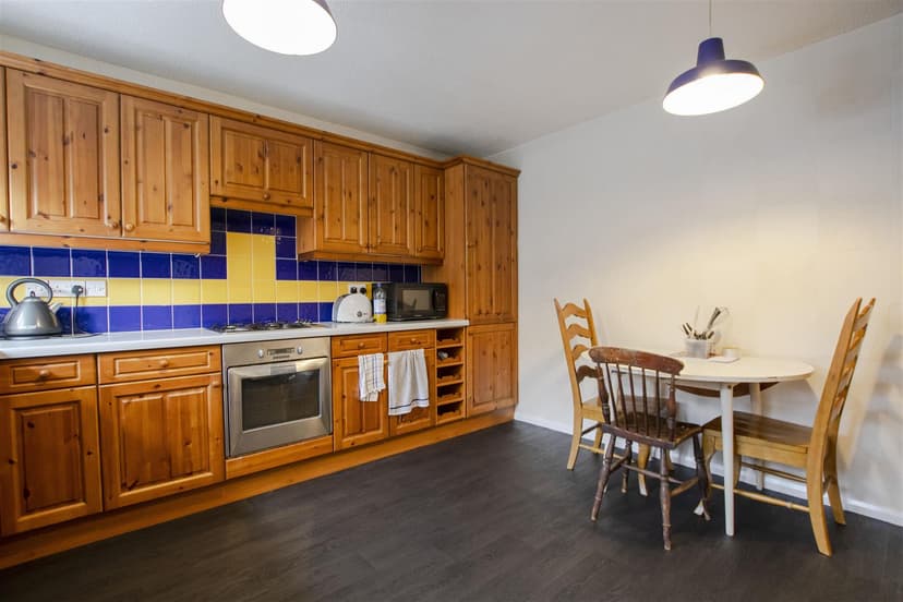 347, Tiverton Road - Image 11