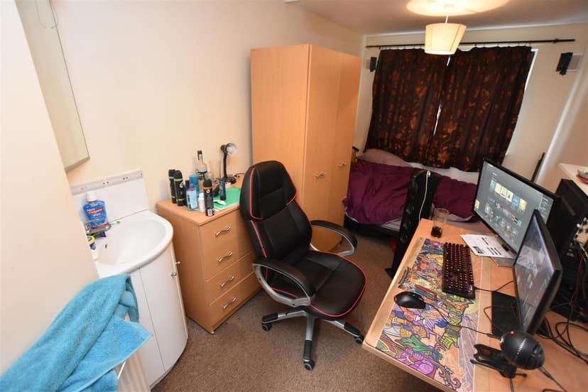 88, Bournbrook Road - Image 7