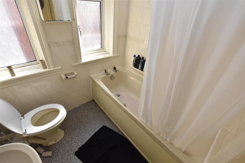 88, Bournbrook Road - Image 4