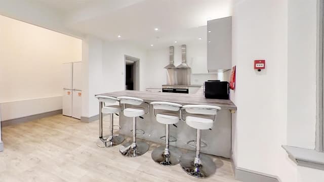 144, Oakfield Road - Image 16