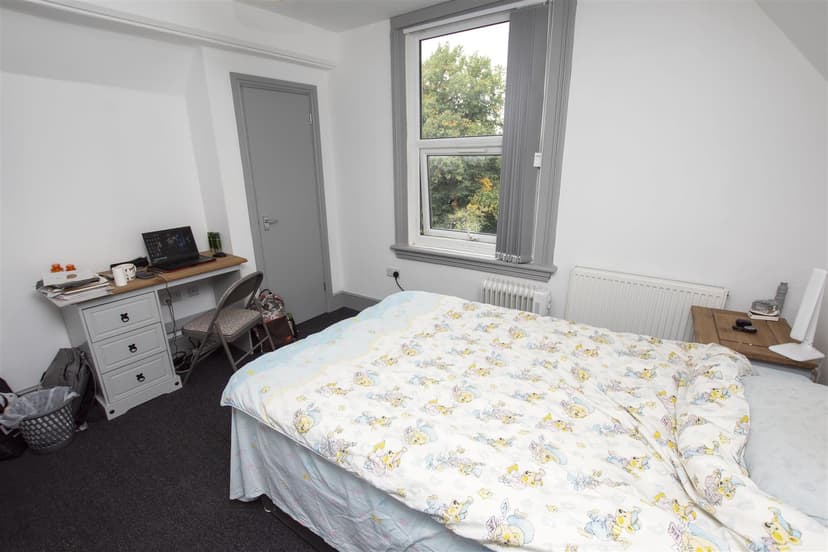144, Oakfield Road - Image 11