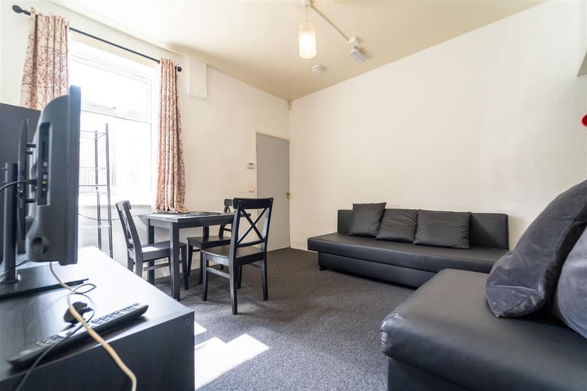 12, Hope Place - Image 18