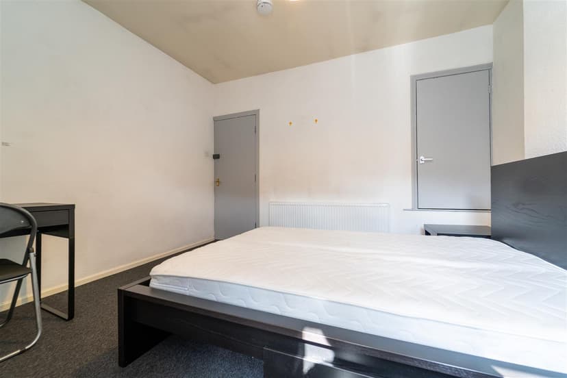 12, Hope Place - Image 6