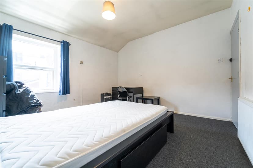 12, Hope Place - Image 5