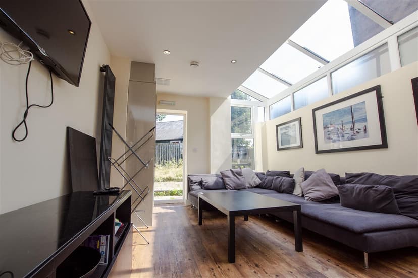 307, Heeley Road - Image 11