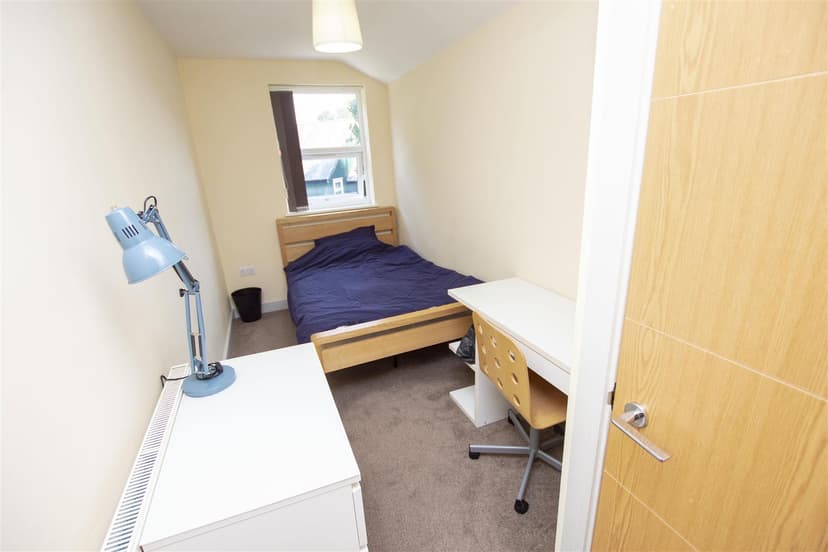 307, Heeley Road - Image 7